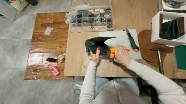 Trabajo a mano — Artesanía